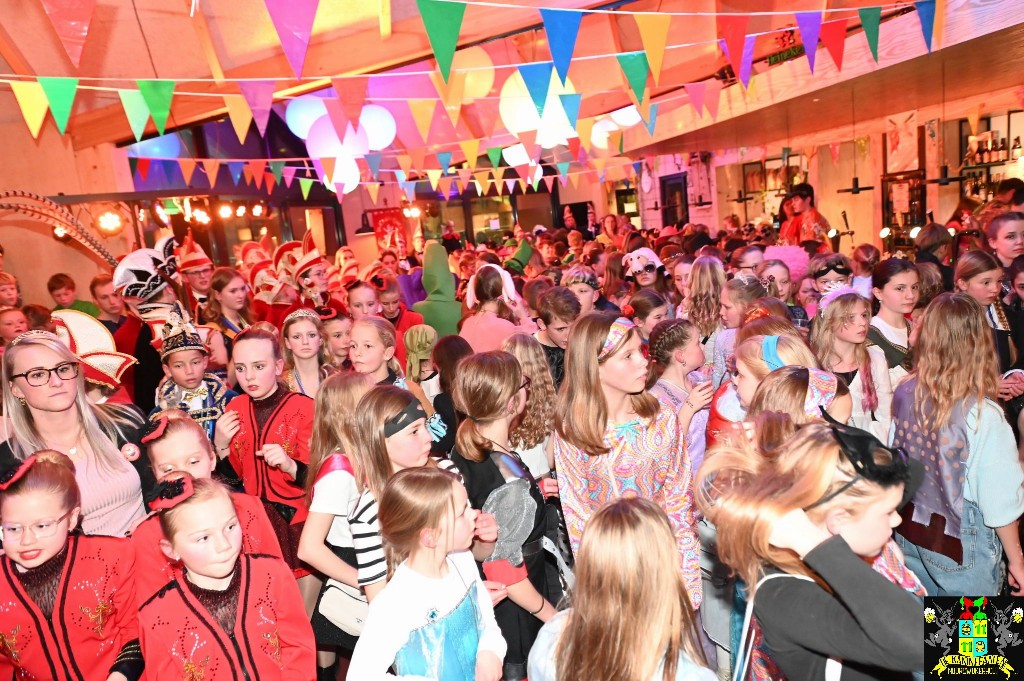 ../Images/Jeugddisco Middeleeuws Carnaval 133.jpg